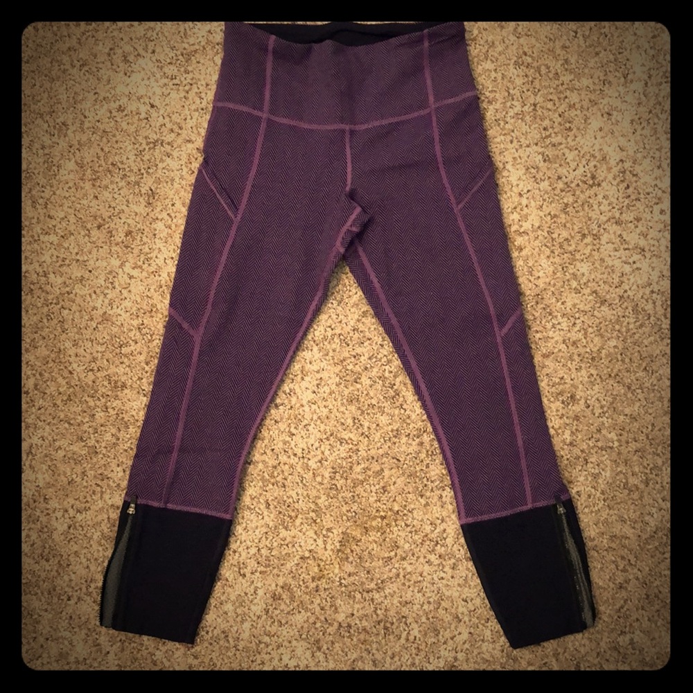 Lululemon workout pants